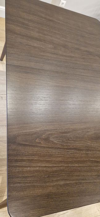 Обеденный стол Пегас