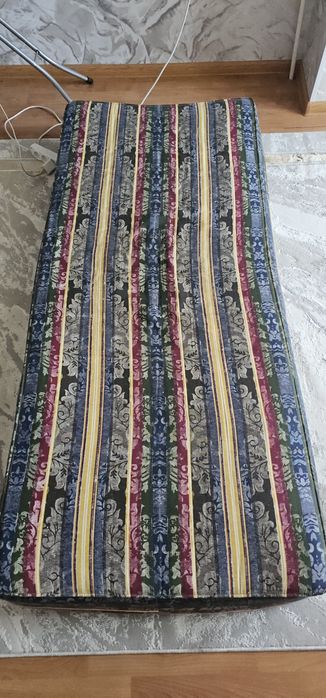 Продам два матраса 180×80