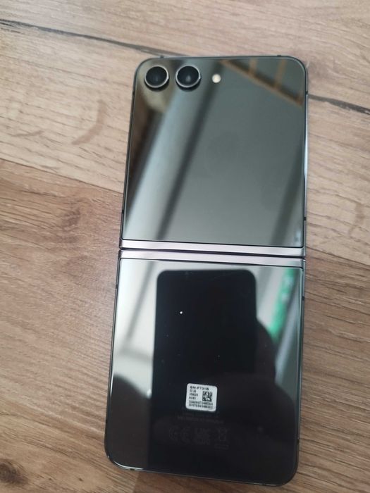 Samsung z flip 5