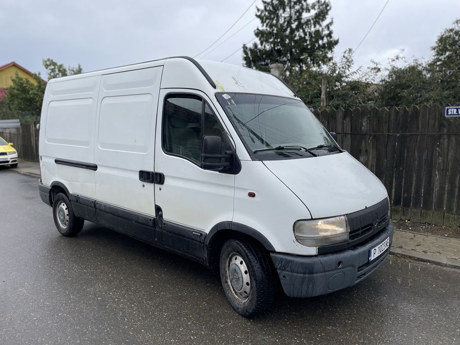 Vand sau schimb opel movano
