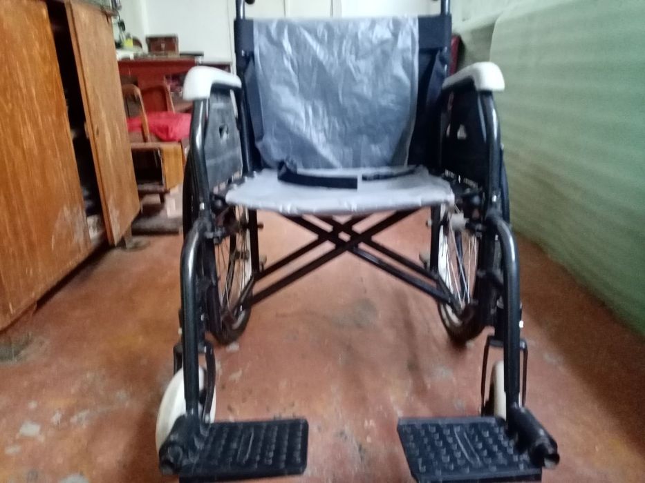 Инвалидная коляска
