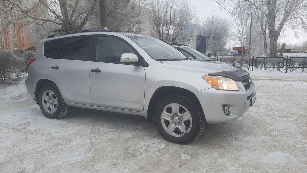 Тойота Рав 4 продам
