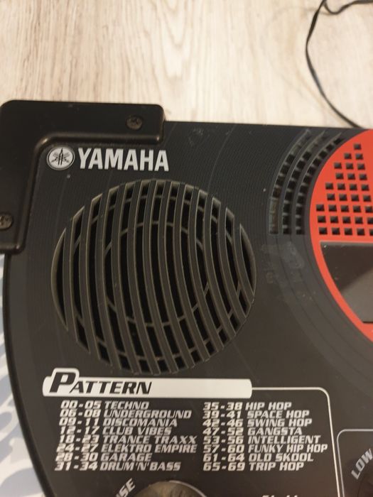 Platan Dj  yamaha  funcțional.