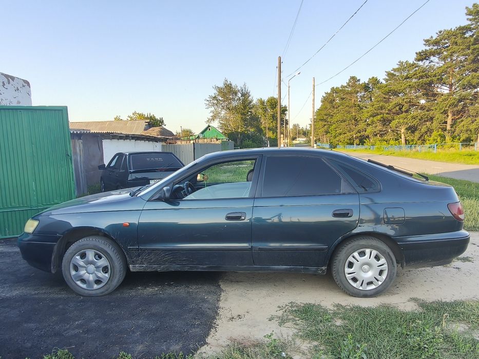 Продам Toyota Carina E