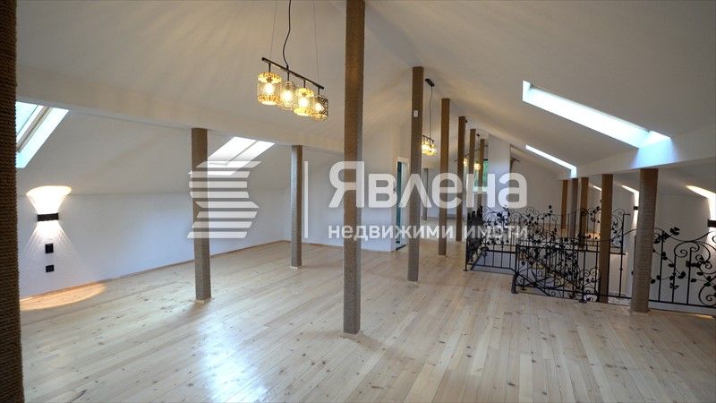 Продава се Къща в с. Драгичево, Област Перник - 320 кв.м за 1594 €/кв.м - Снимка #8
