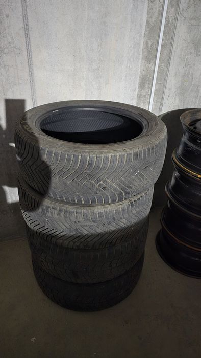 Jante bmw otel  / 17, 2 anvelope 225 50 17 hankook