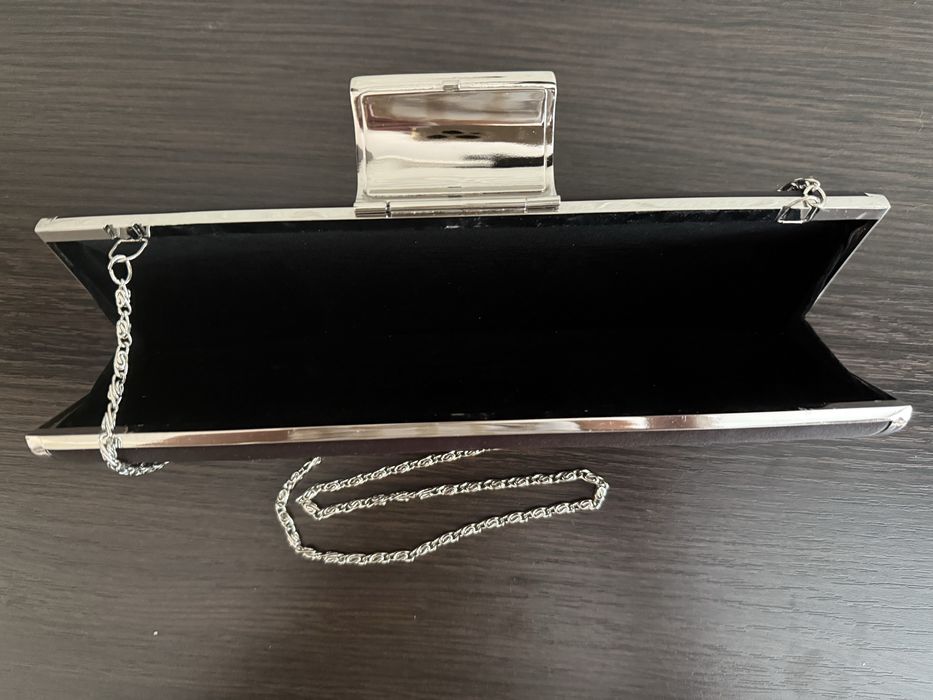 Клач Jean-Louis Scherrer