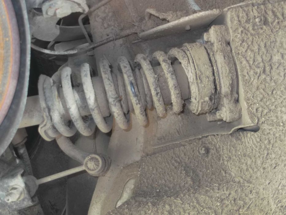 Задни макферсони за Шкода Октавия 1.9тди 105 к.с.2006 год.хечбек