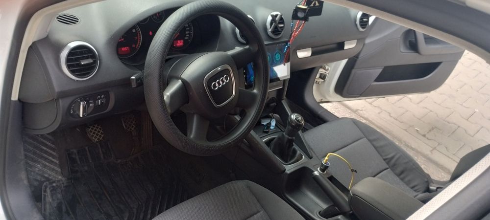 Audi A3 S-Line FACELIFT 1.6 Газ/бензин