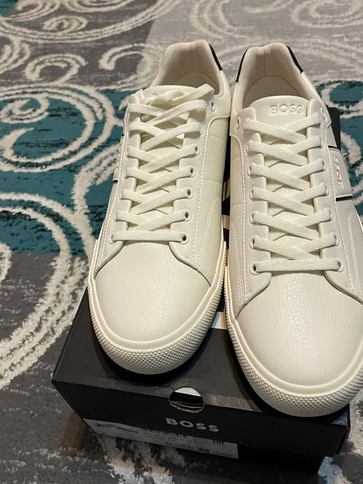 BOSS Sneakers- Aiden Tenn nr 44