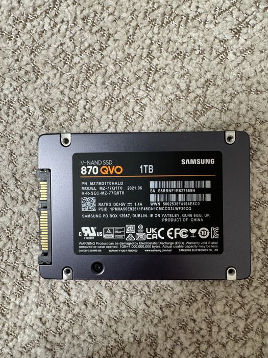 SSD накопитель Samsung 870 QVO 1 TB