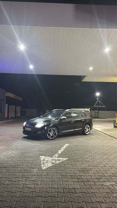 RENAULT Megane 2010 — imagine 1