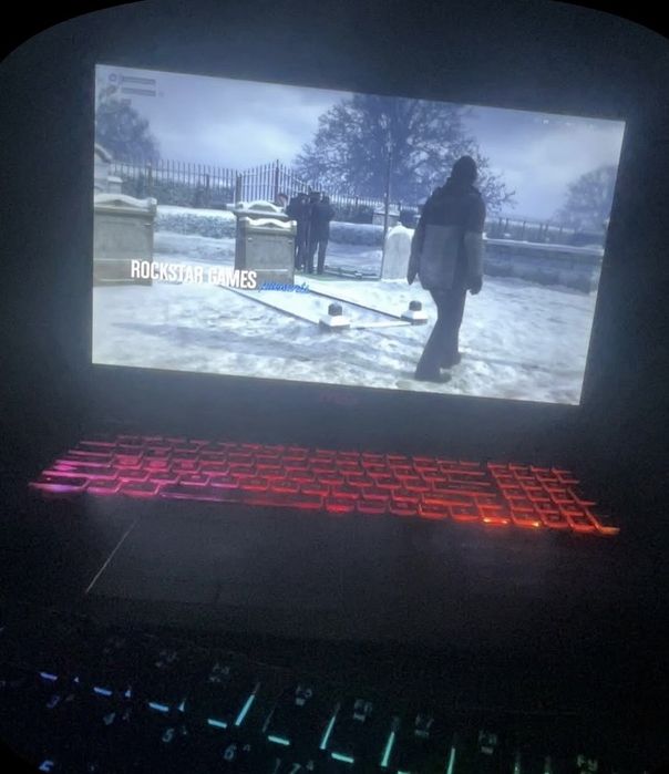 vand sau schimb laptop de gaming