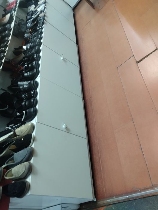 Шкафчики 4 шт. Для бутика.