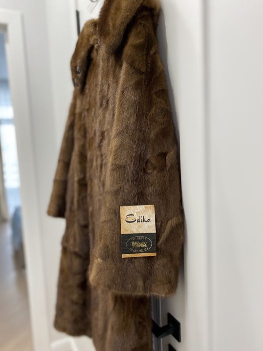 Продается новая норковая шуба