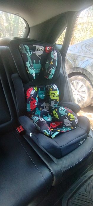 Детски столчета за кола