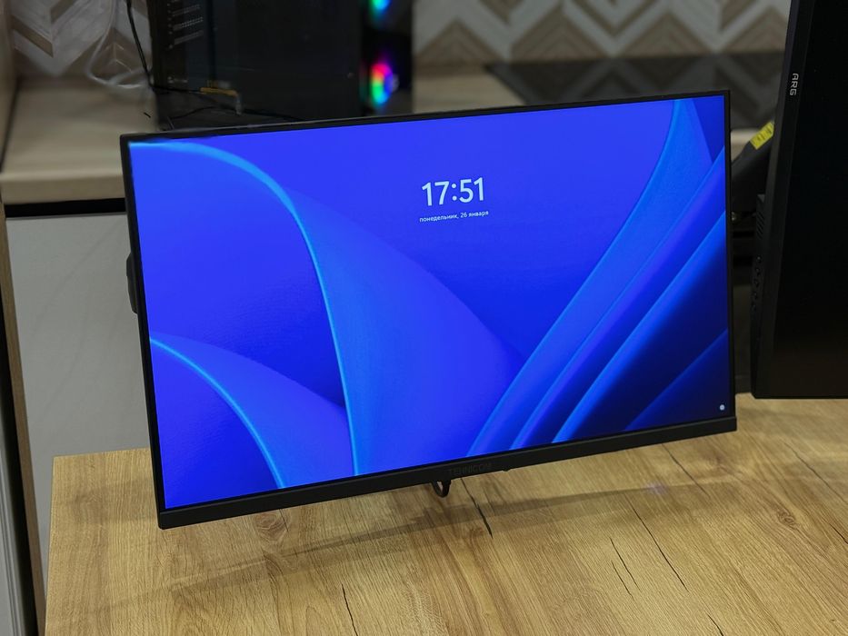 Игровой монитор 300 герц + подарок