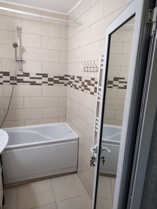 Vând sau schimb cu casa (construcție nouă)