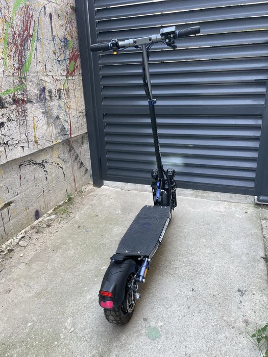 Vînd trotinetă electrică Urban Glide