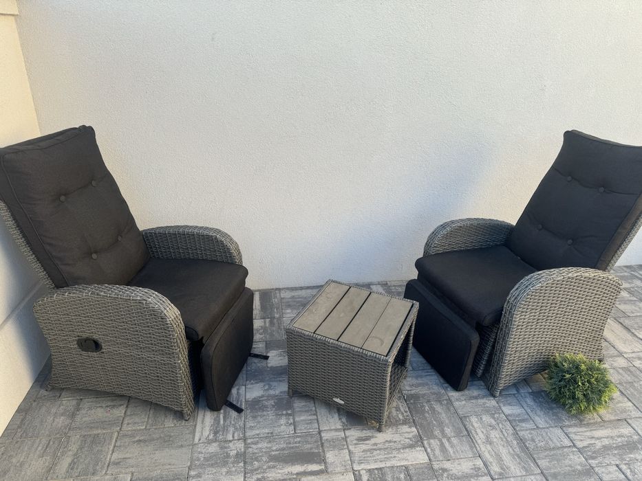 Set 2 fotolii gradina si masuta