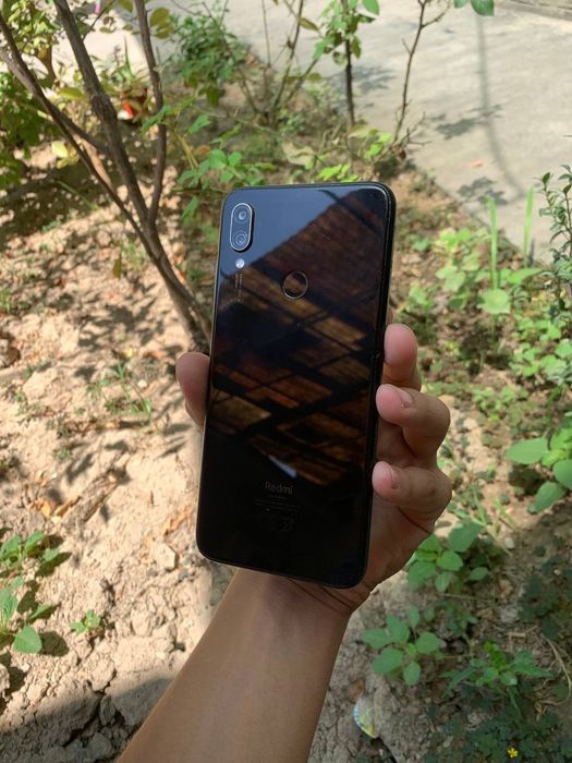 Redmi not 7 ideal zor tutilgan Telefon aybi yoq ishi yoq, kelishamz