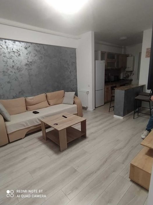 Apartament de închiriat, preț negociabil
