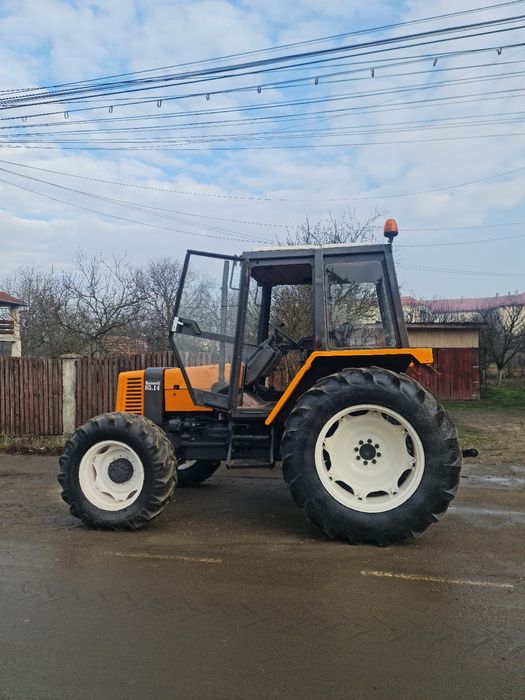 Vand tractor Renault 4x4