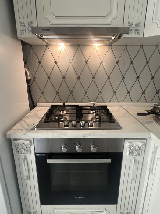 Продается б/у кухонный мебель