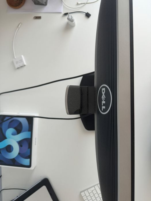 Monitor DELL  23
