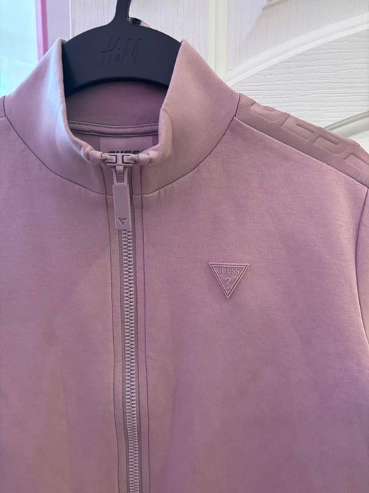 Суитшърт на Guess