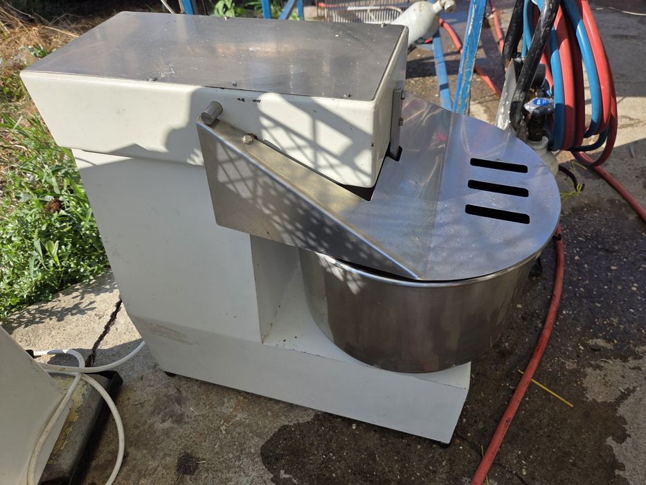 Mixer planetar, robot de legume, feliator