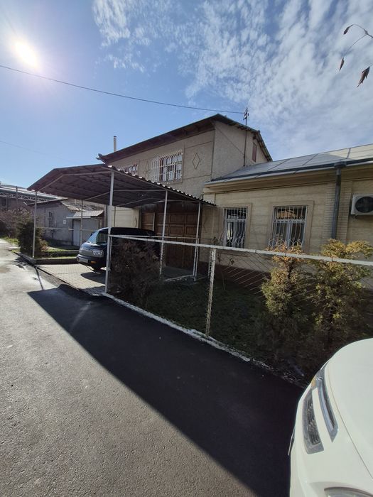 Продаётся участок 4,5 сот 2 дома, Яшнабадский Кадышева