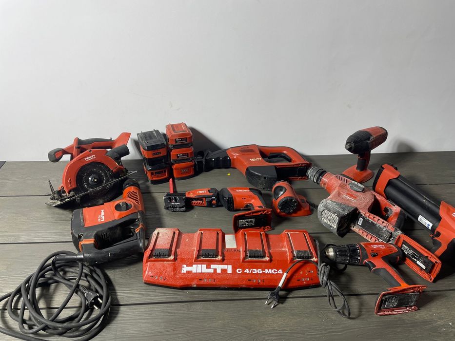 Hilti set 550ron buc