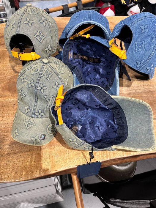 Маркови дънкови шапки  markovi dancovi shapki l v