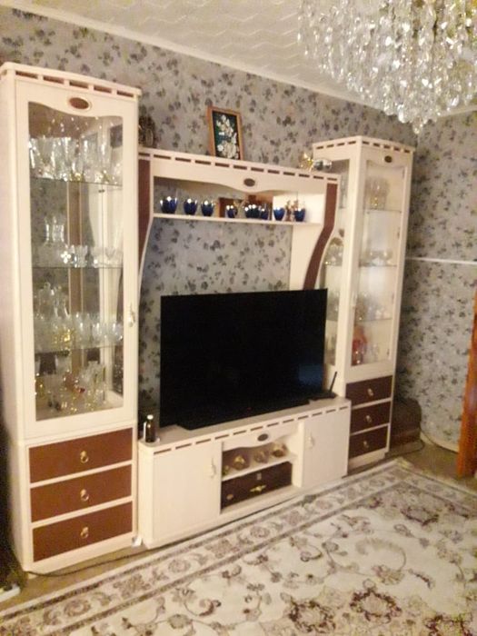 Продам стенку  б/у