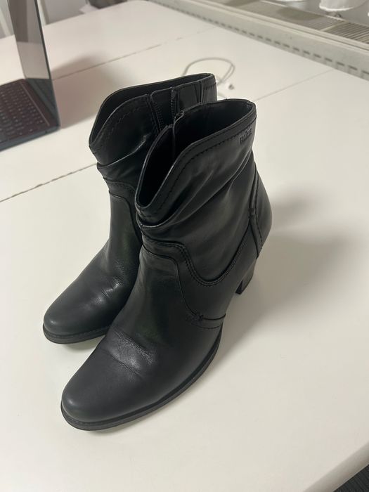 Vand botine negre