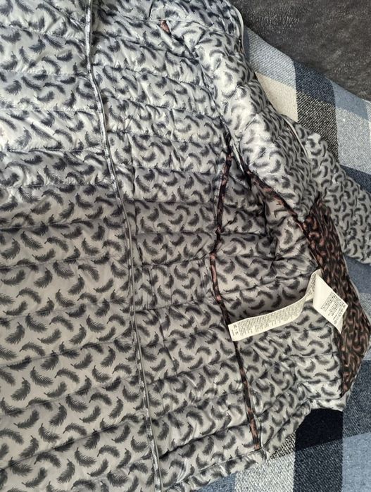 Куртка бренда " MaxMara"