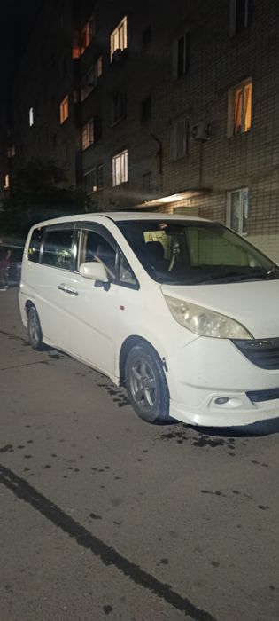 Хонда стэпвагон минивэн