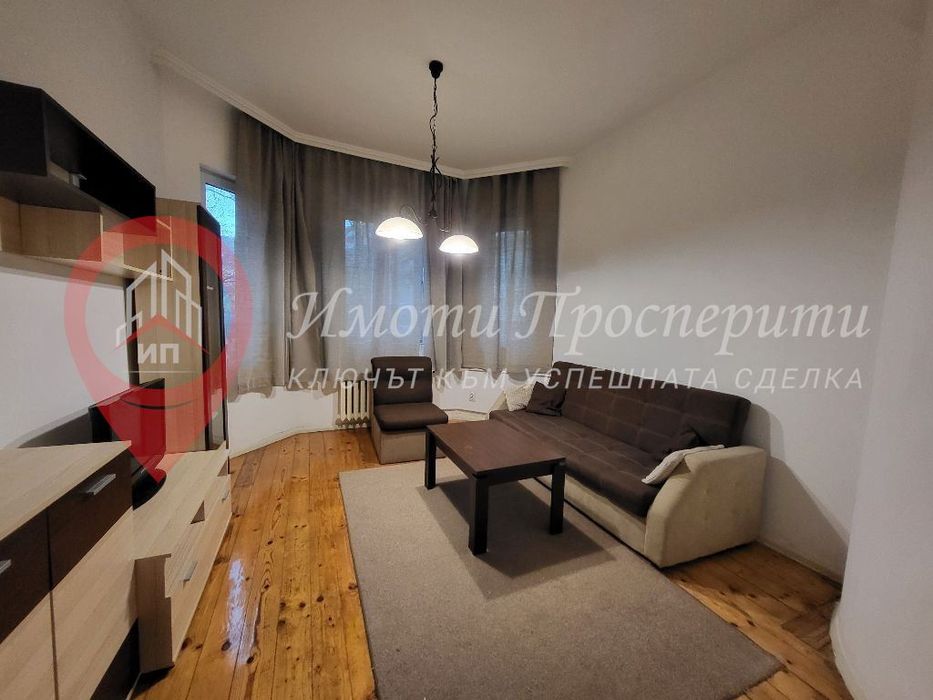 Дава се под наем Двустаен апартамент в София, Център - 50 кв.м за 640 € - Снимка #2