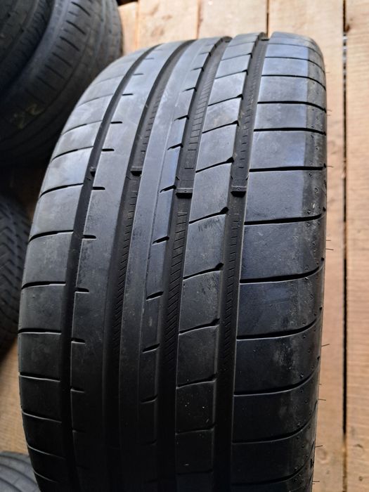 O anvelopa 245/45 R20 Goodyear dot 2024
