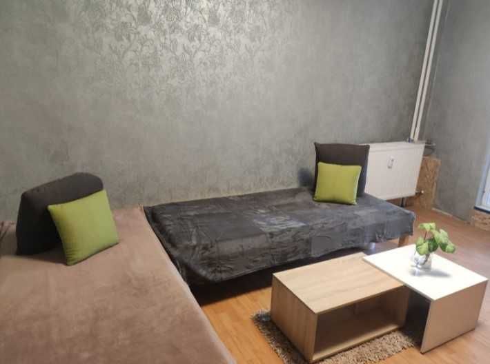Дава се под наем Тристаен апартамент в София, Изток - 85 кв.м за 690 € - Снимка #3