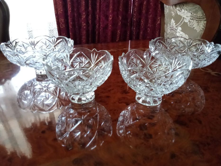 Xrustal fruktoviy idiwla