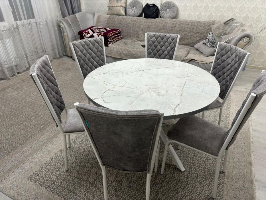 Стол      стулья