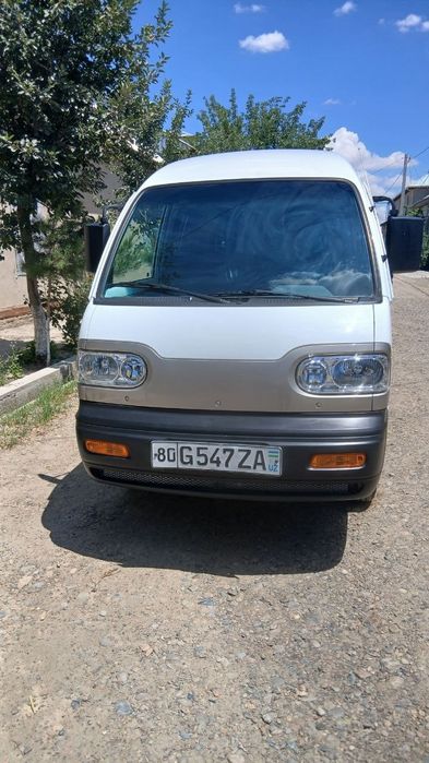 Pachka damas metan polik chixol qilingan