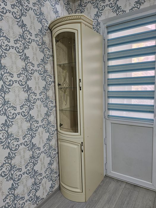 Шкаф - сервант 25000