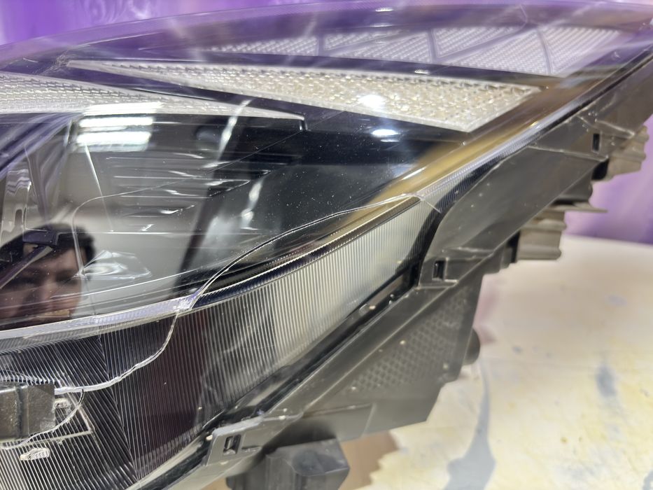 Продам фару elantra 2022