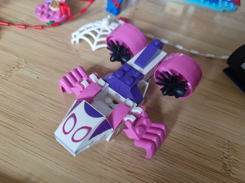 Lego Marvel Paienjenel - Adapostul Omului Paianjen cod 10784