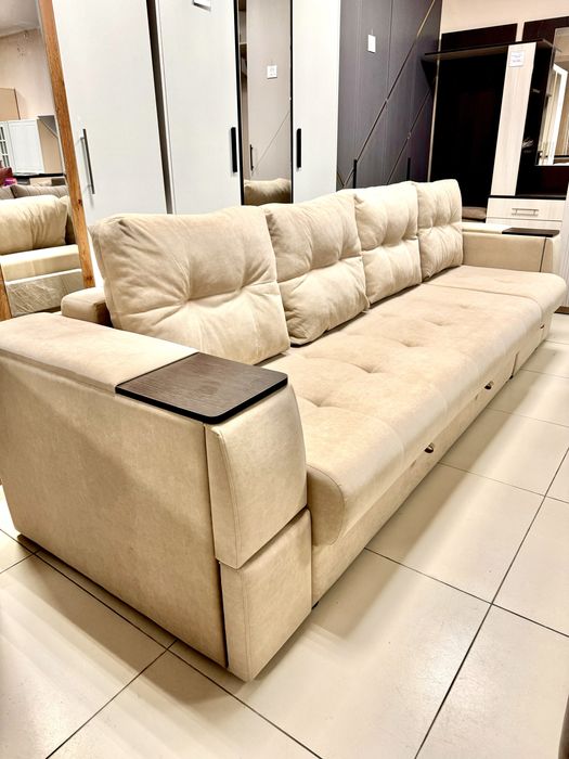 Мягкая мебель, диван