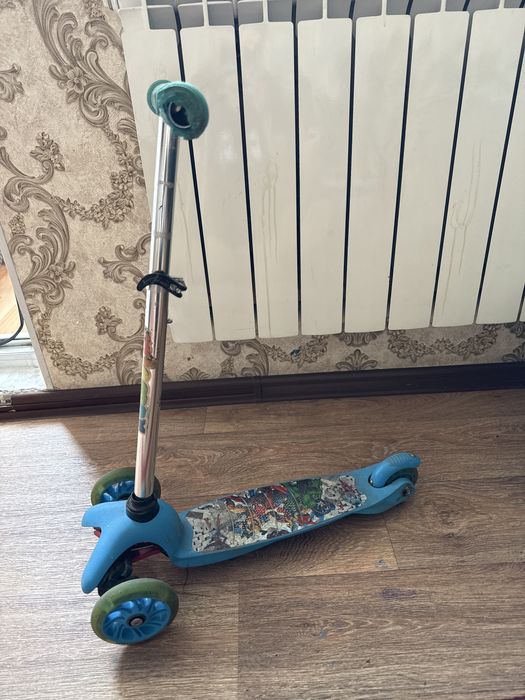 Продам Детский Самокат