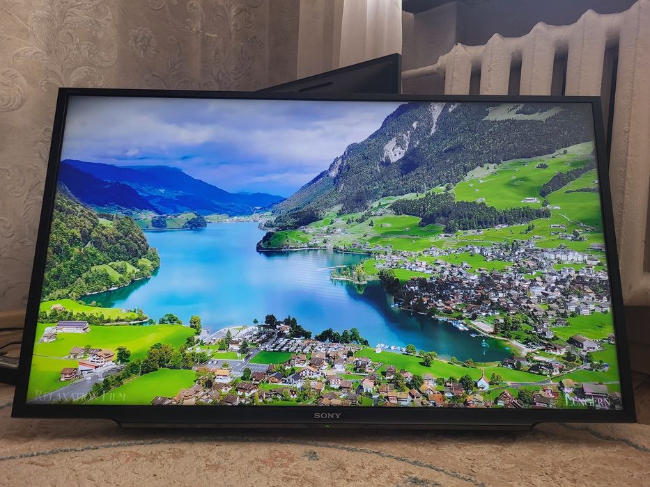 Смарт телевизор SONY 102см